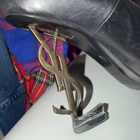 Saint Laurent Black Leather YSL Logo Heels - Picture 5 of 6